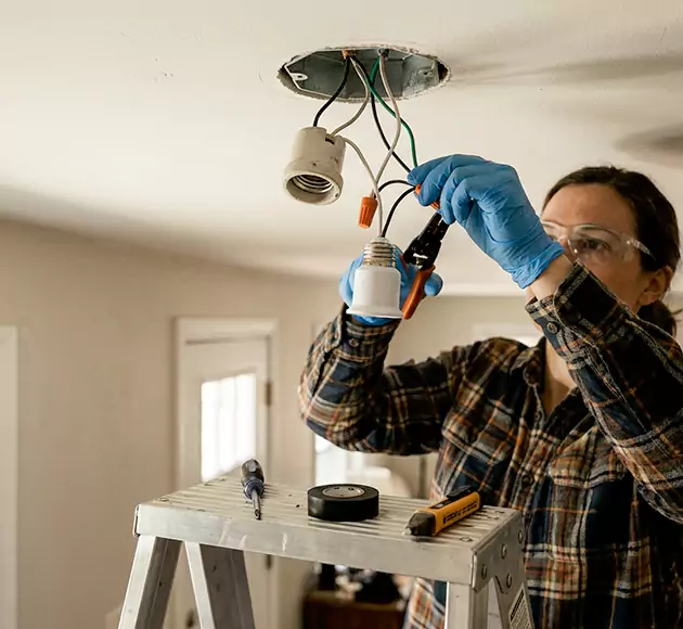 Professional Light Socket Replacement: Your Local Fixture Repair Team in Zanesville, OH